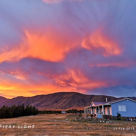Kahurangi Twizel Hosted Bed & Breakfast エクステリア 写真