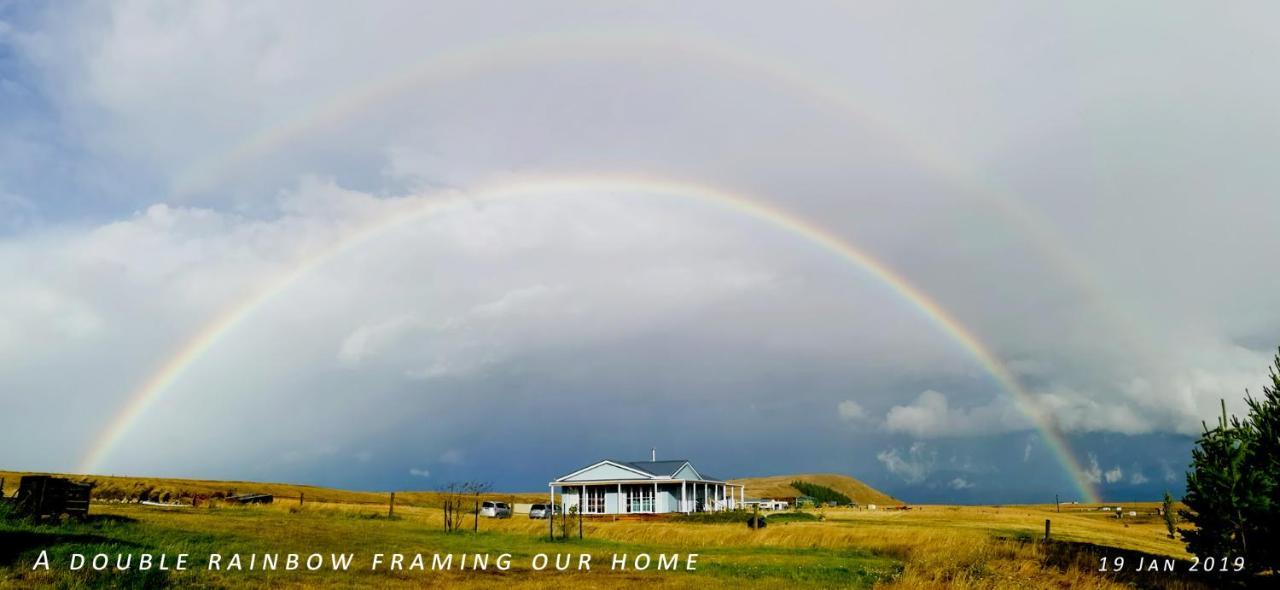 Kahurangi Twizel Hosted Bed & Breakfast エクステリア 写真